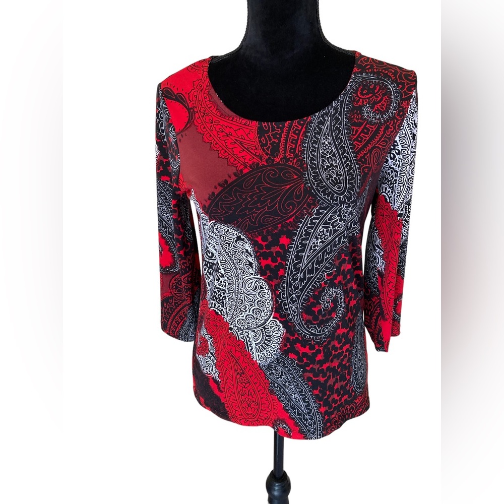 Chico’s Round Neck Top